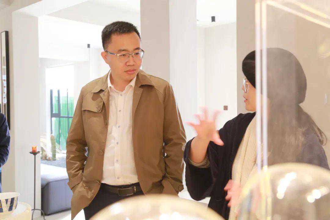 问计问需，县委副书记、代县长李芝伟深入基层调研
