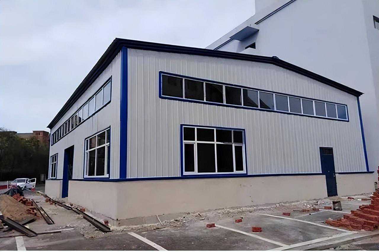 彩钢板建筑防火，选对“芯材”是关键！