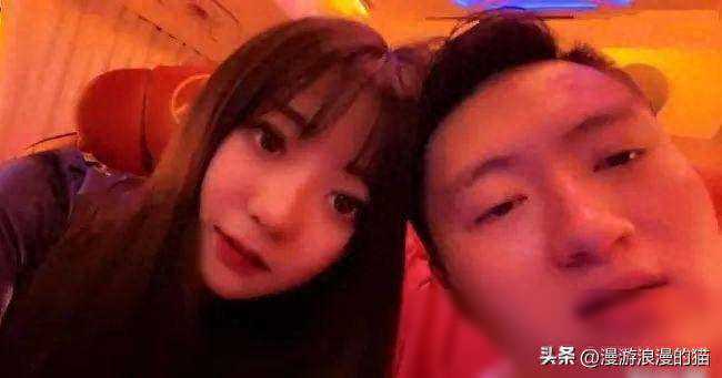小洲与女友“温暖”已订婚，公布婚期时间，明年天气暖和就结婚